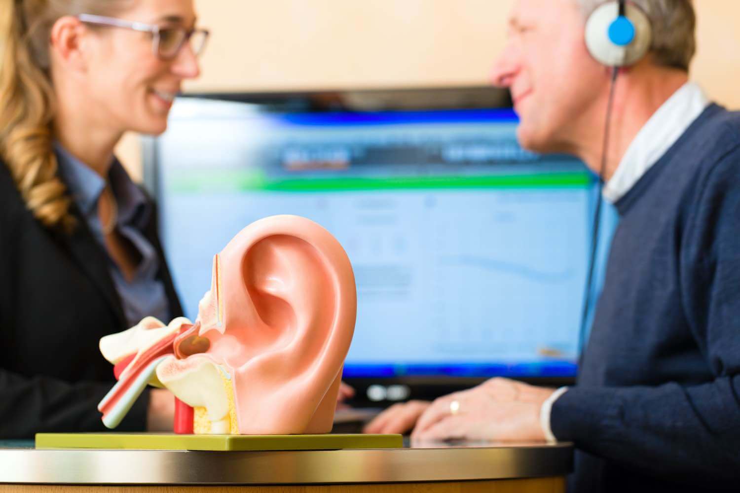 Ipoacusie e sordità: sintomi, tipologie e trattamenti con l’esame audiometrico Esame audiometrico: diagnosi precoce dei disturbi uditivi a Jesolo Medical Care